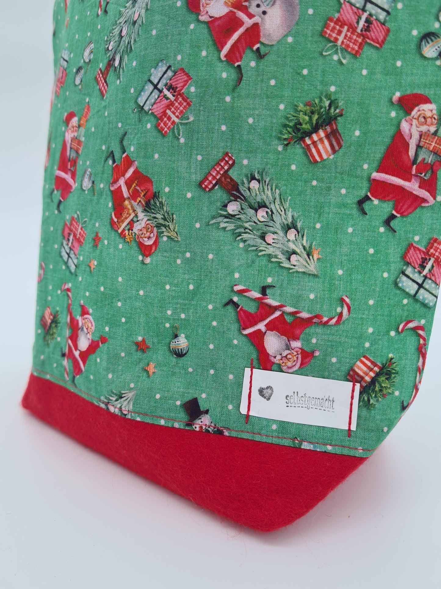 Grüne Wichtelweihnachtstasche