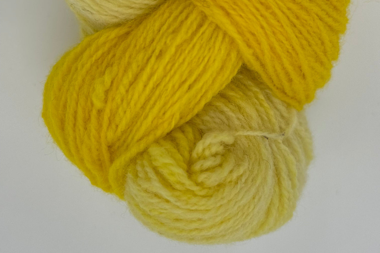 Wiesenwolle Sockengarn knallgelb